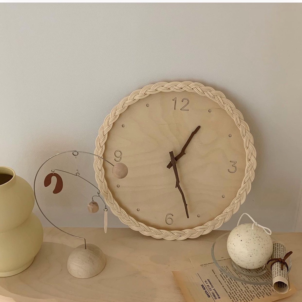 Đồng hồ treo tường handmade bằng gỗ, đồng hồ để bàn vintage phong cách Hàn Quốc - Căn Phòng Chill