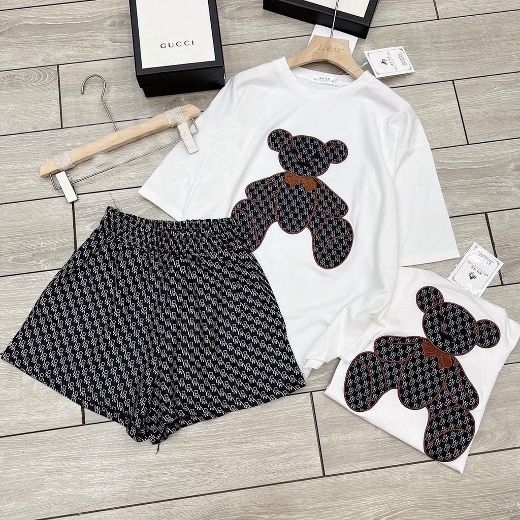 Bộ Mặc nhà Nữ , Set Bộ Tay Ngắn Quần Đùi Họa Tiết Mickey Sắc Nét Chất Thun Coton Mềm Dễ Thương Mặc Nhà Thoải Mái