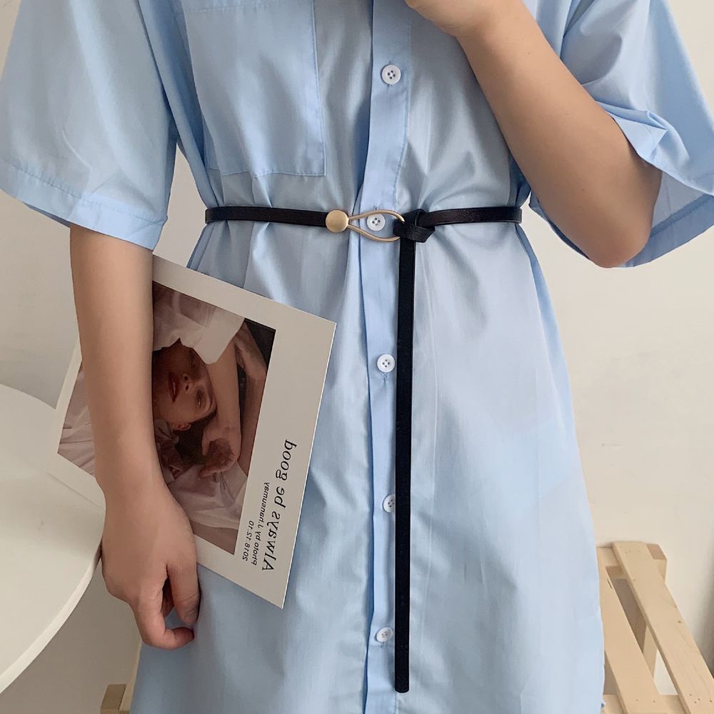 Thắt lưng da màu trơn khóa kim loại có thể điều chỉnh kiểu cổ điển cho nữ