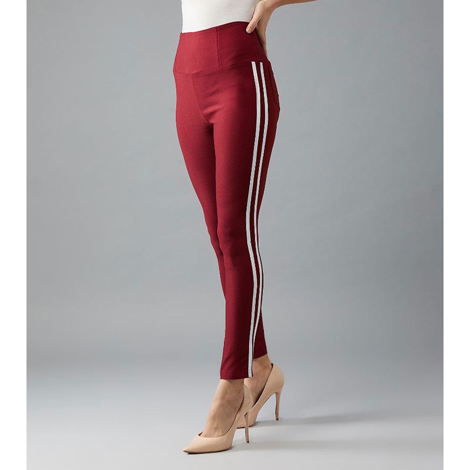 Quần Legging Nữ Bosimaz MS235 dài túi sau màu đỏ đô sọc trắng cao cấp, thun co giãn 4 chiều, vải đẹp dày, thoáng mát.