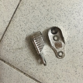 1 Cặp Chén nhôm kiểu treo tủ quần áo
