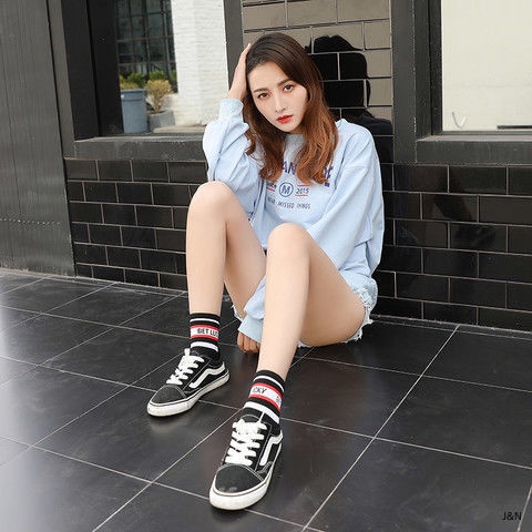 【J&N】5 pairs of socks men's and women's middle tube South Korea Harajuku style South Korea fashion autumn and winter middle tube socks versatile personality Street hip hop socks socks