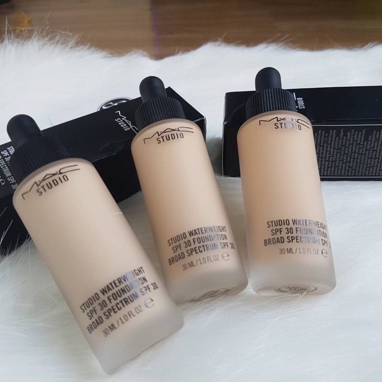Kem nền Mac Studio Waterweight chính hãng