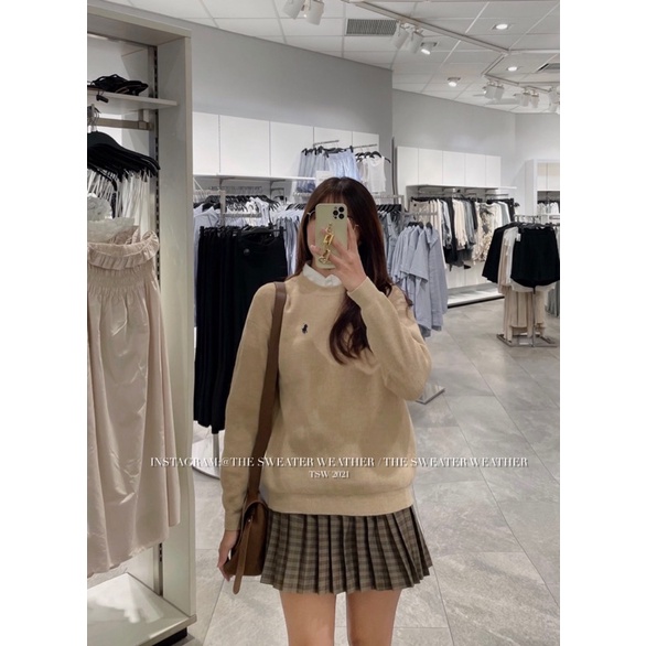 Áo len cổ tròn thêu ngựa | BigBuy360 - bigbuy360.vn