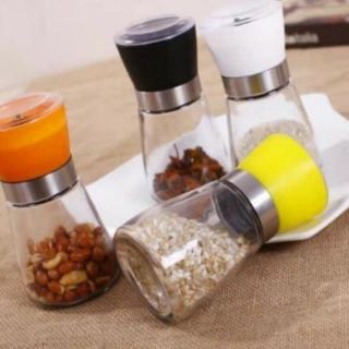 Cối xay tiêu cầm tay