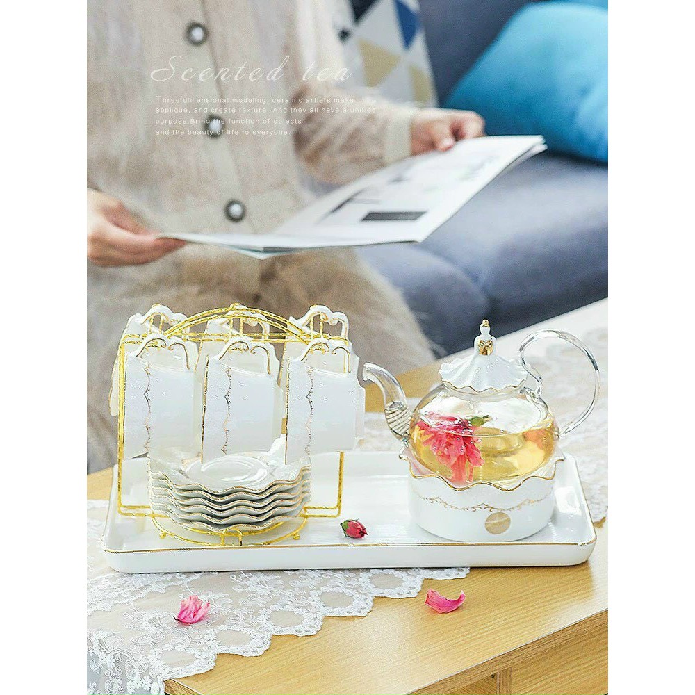 Bộ ấm thuỷ tinh kèm 6 chén , 6 đĩa sứ - đế nến kèm giá treo