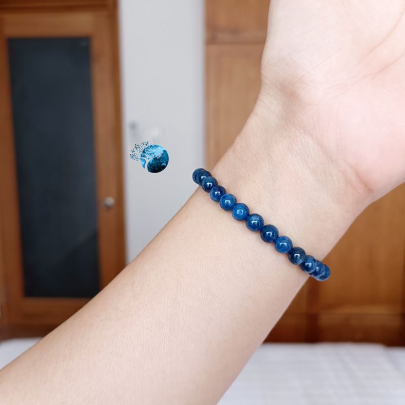 Vòng tay đá kyanite 5mm mix lu thống mã não trắng