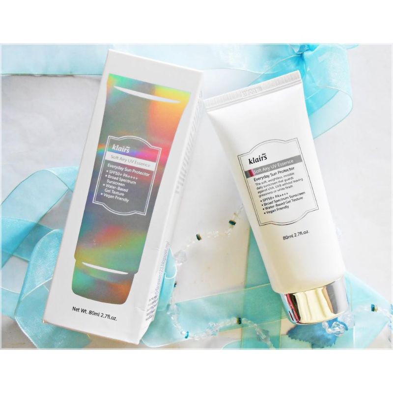 Kem chống nắng cực tốt dành cho da nhạy cảm Klairs Soft Airy UV Essence SPF 50+