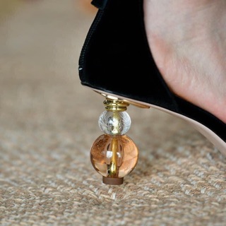 Sandal quai ngọc gót trứng