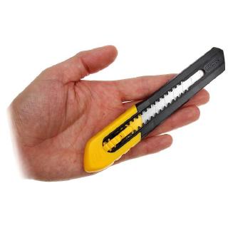 Dụng cụ rọc giấy Stanley 10-151 (17cm)