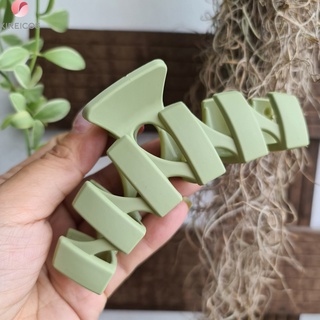 Kẹp tóc gấp tóc nhiều mẫu tông xanh lá cho mùa hè hot trend