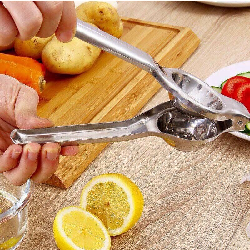 Dụng cụ vắt chanh bằng inox tiện dụng