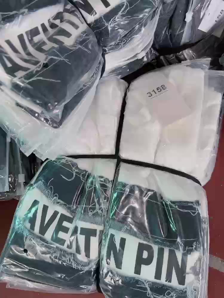 ÁO COTTON KHÔ ĐÁP BÒ RÁCH SIÊU HOT , form rộng tay lỡ dáng unisex over size | BigBuy360 - bigbuy360.vn