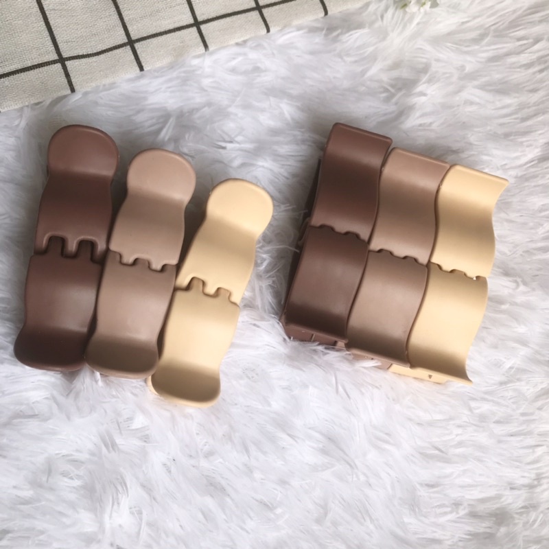 Combo 2 kẹp tóc càng cua chất liệu nhựa dẻo, 5 răng và 3 răng màu socola không gãy siêu bền