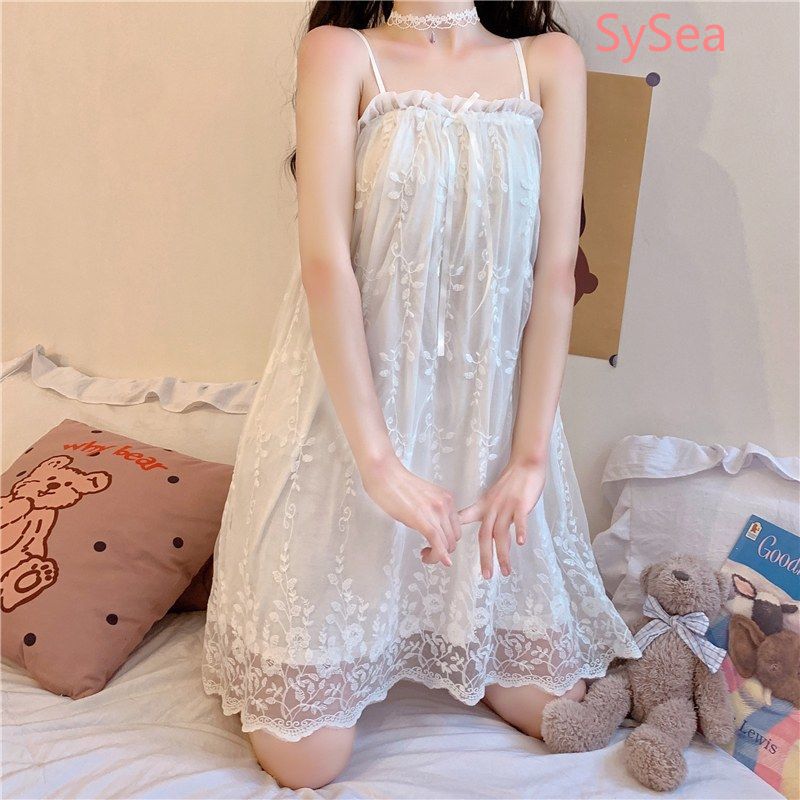 Đồ Ngủ Hai Dây Với Thiết Kế Phối Ren Quyến Rũ Cho Nữ