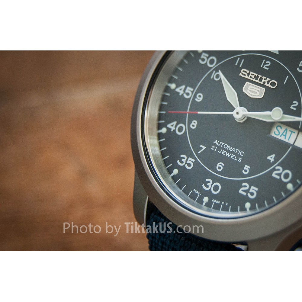 [ Hình chụp thật ] - Đồng hồ nam dây dù Seiko 5 SNK807K2 (Xanh dương)