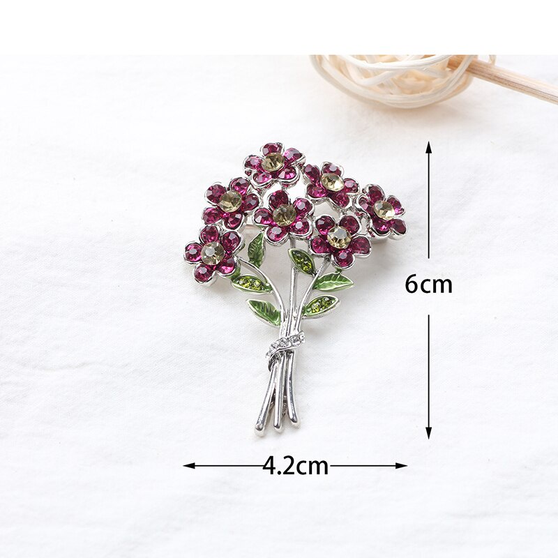 Fashion Brooch Beauty Lady Rose Gold Zinc Alloy Crystal Exquisite Flower Brooch Hot Sale Wedding Gifts For Ladies