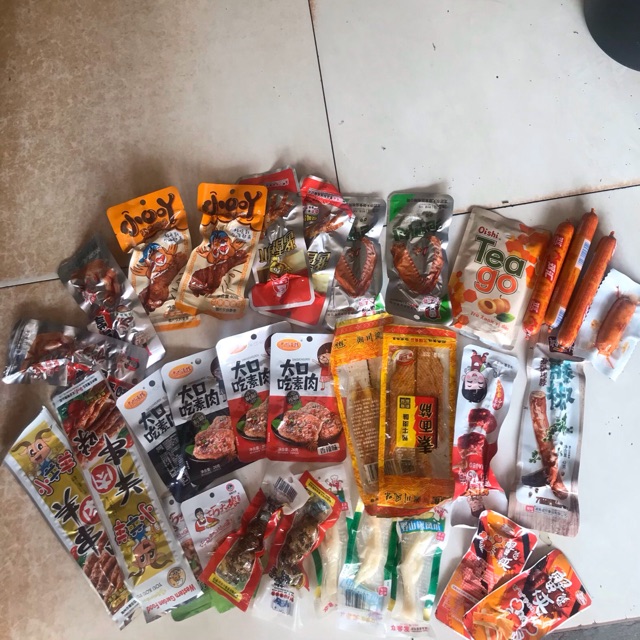 Combo sét đồ ăn vặt 200k