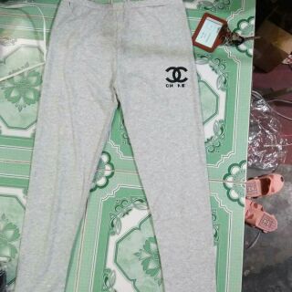 Quần leggin