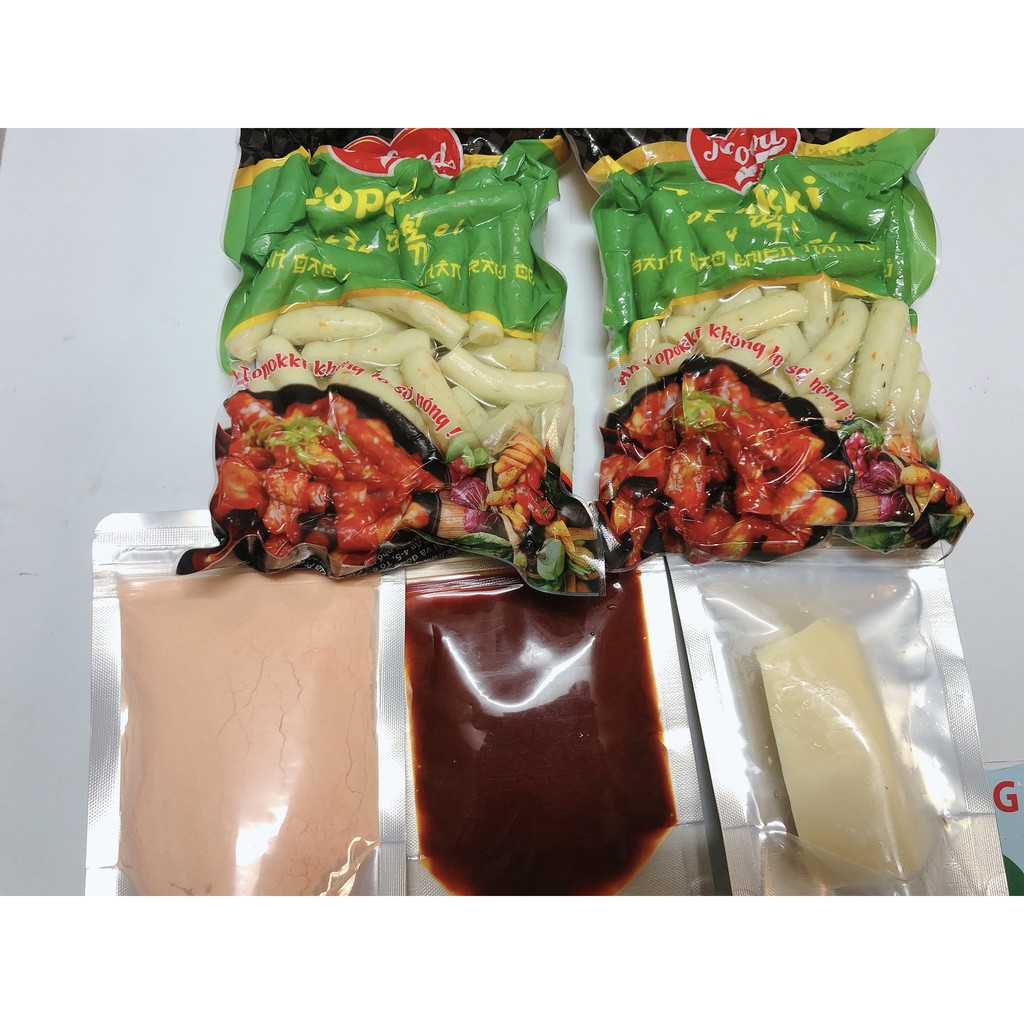 set 500g BÁNH GẠO T0P0KKI vị Rau củ+ 450G CHẢ CÁ+ 100G SỐT+100G PHÔ MAI MOZZA