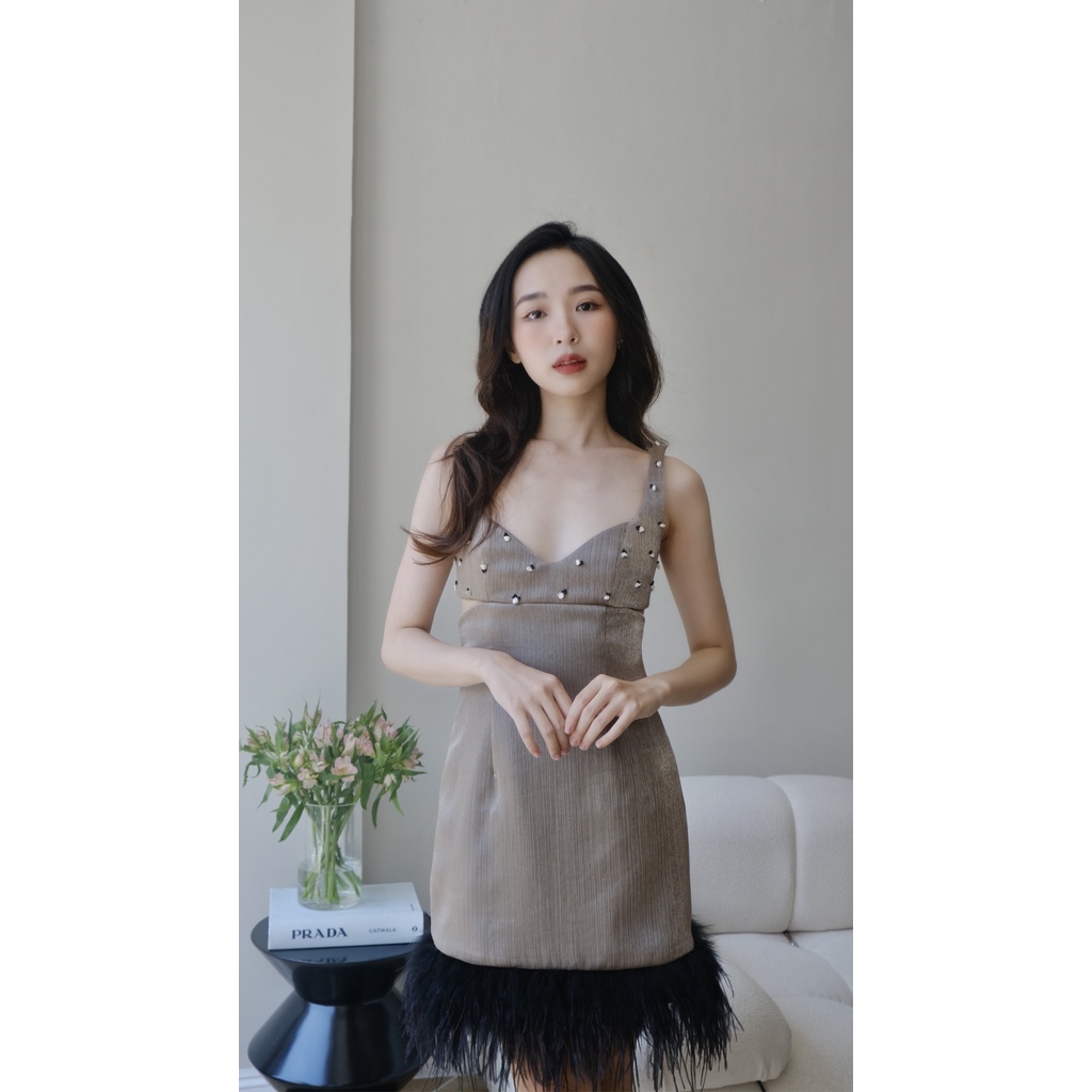 Achelois - Váy ánh kim đính lông Punctata Dress
