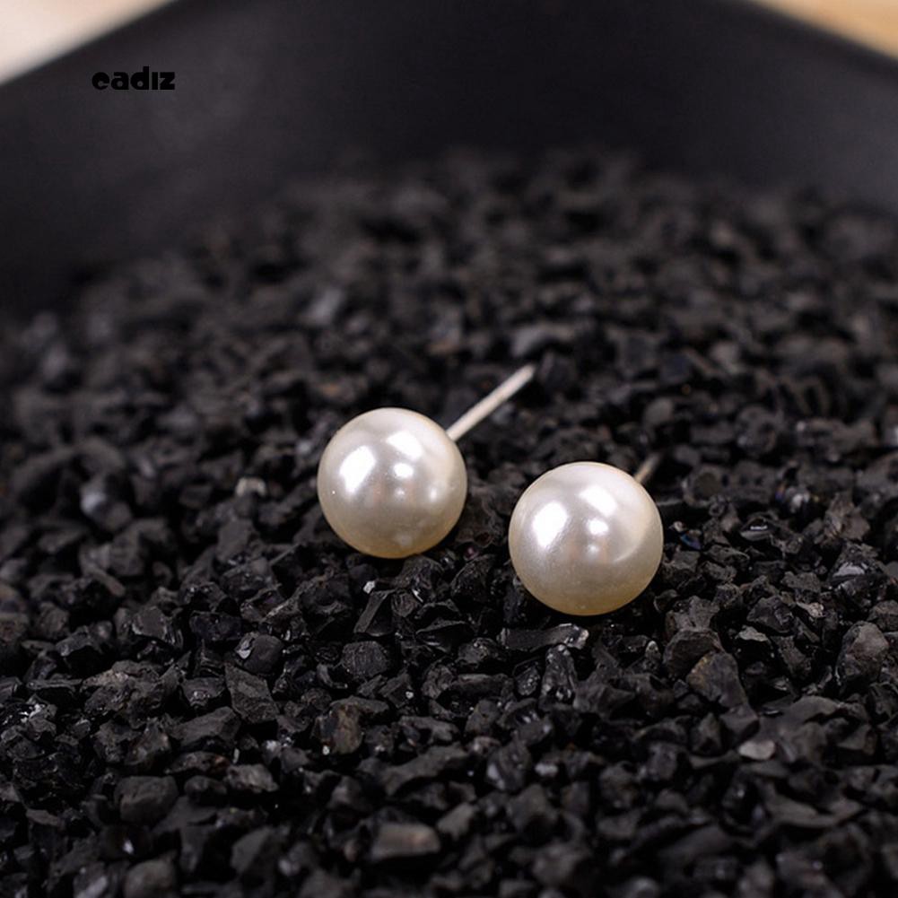 Hoa tai mặt hình tròn đính hạt thiết kế đơn giản