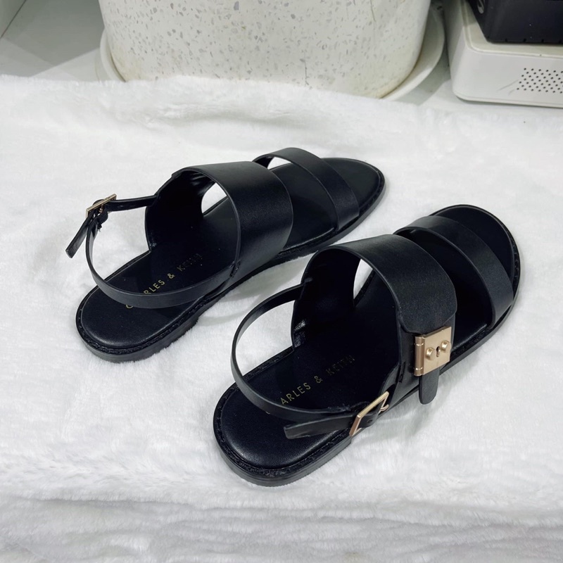 Sandal Cnk quai ngang