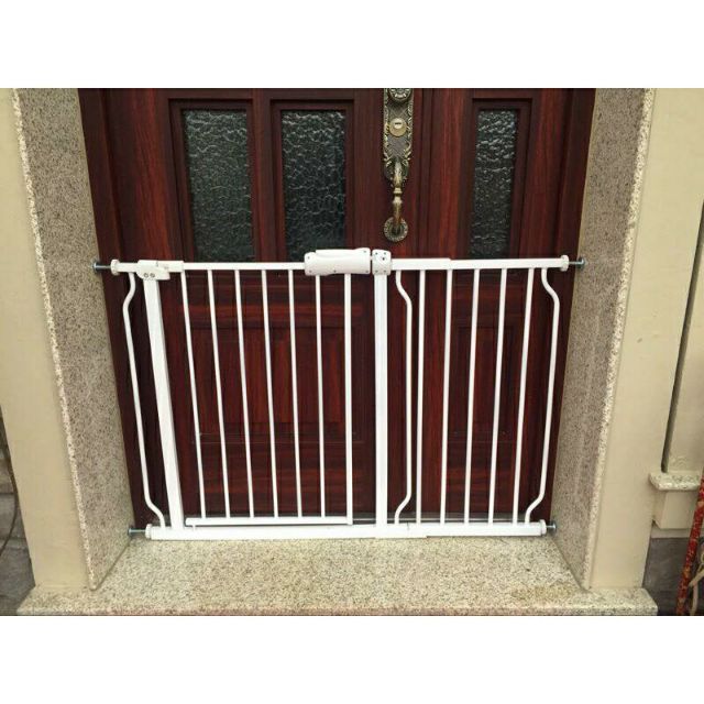 Thanh chặn cầu thang, Thanh chắn cửa an toàn cho bé