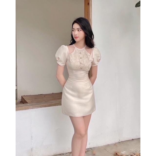 Chloe set, chân váy chữ a kết hợp áo khoét vai