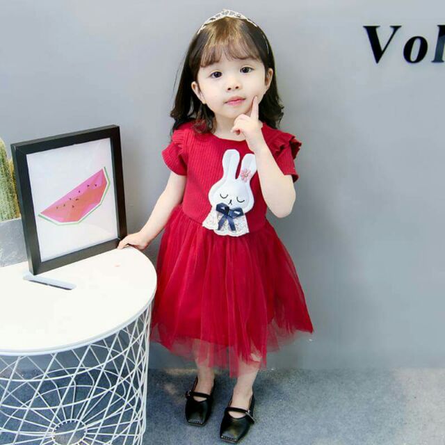 Váy công chúa dáng xoè, hoạ tiết thỏ ngọc xinh xắn