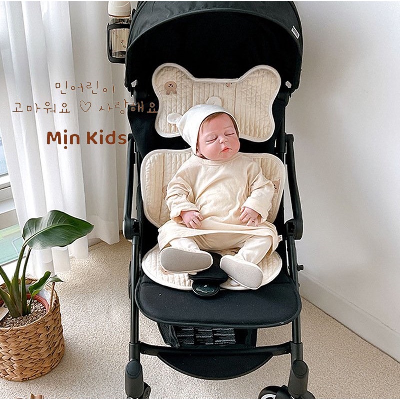 Đệm lót xe đẩy cho bé, miếng lót xe đẩy MỊN KIDS, hoạ tiết gấu thêu chất cotton mềm mịn êm ái