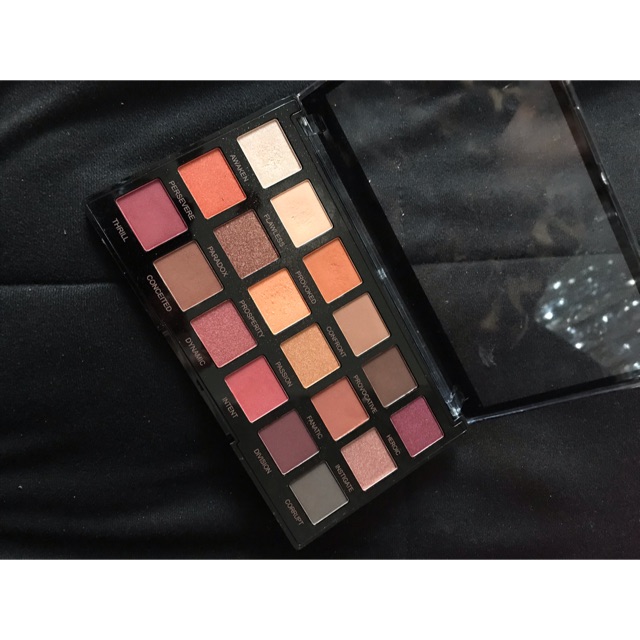 bảng mắt revolution pro