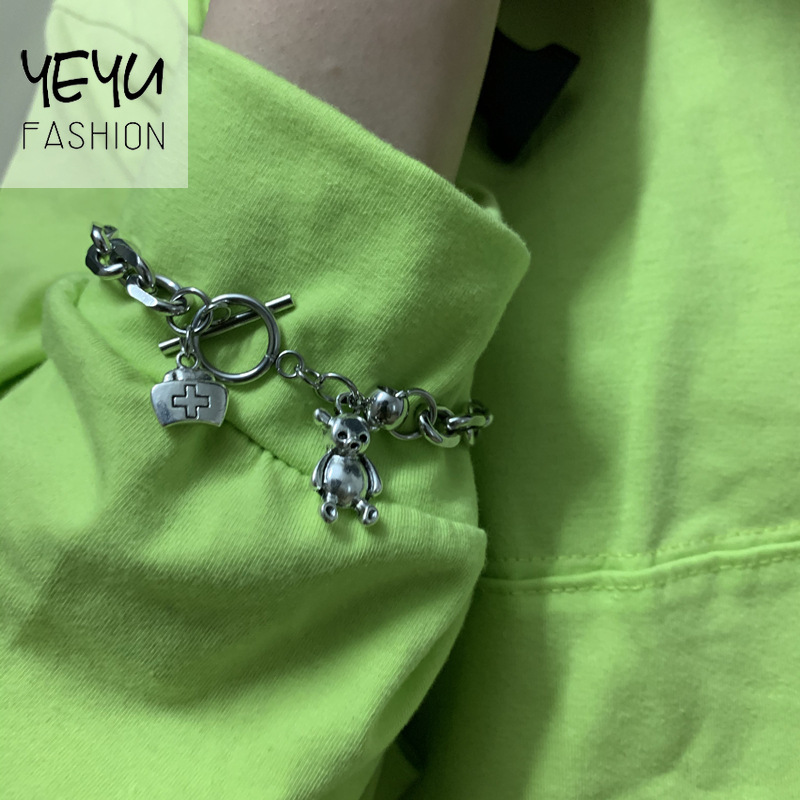 Vòng Tay Gắn Mặt Hình Gấu Độc Đáo Phong Cách Vintage | BigBuy360 - bigbuy360.vn