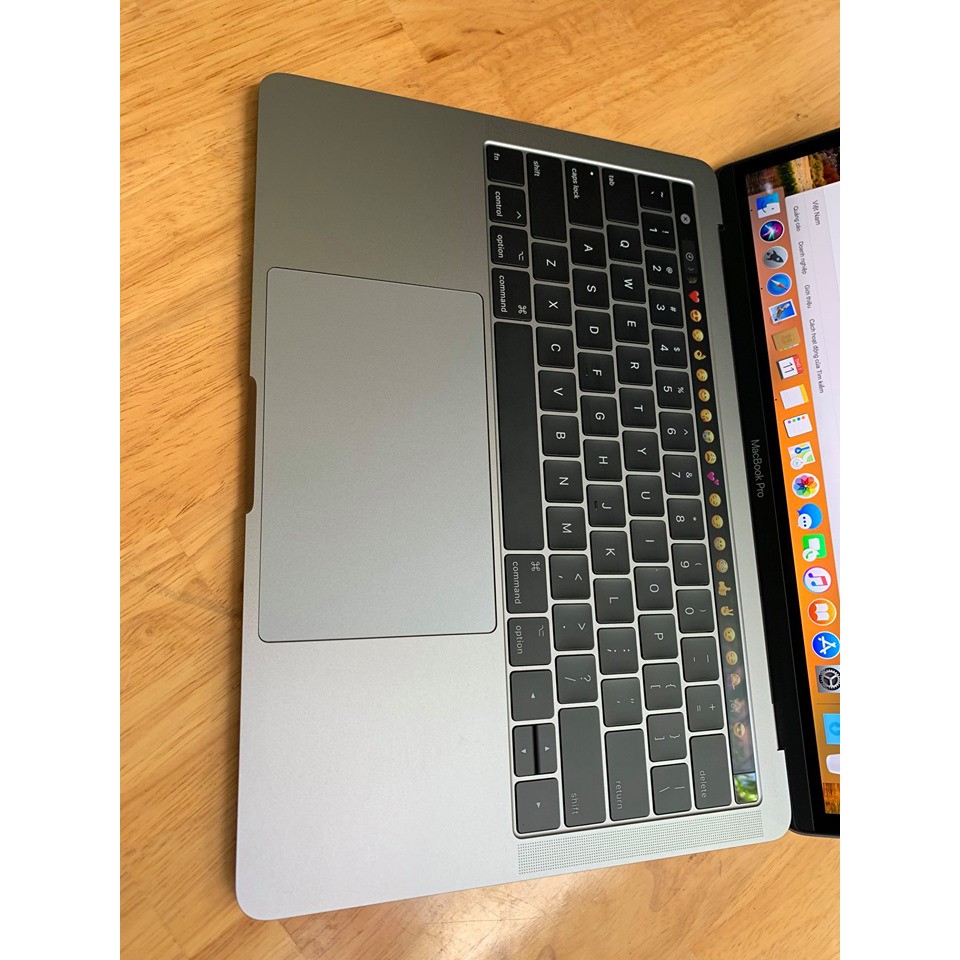 Laptop Macbook Pro 2017 MPVX2, Core i5 3,1G, 8G, 512G, 13.3in, sạc 50 lần