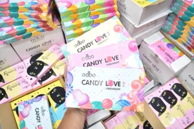 Bảng phấn mắt Candy Love 24 màu