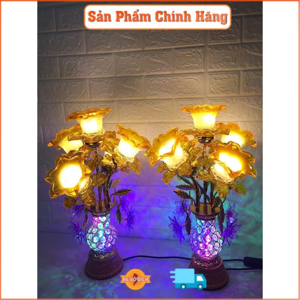 Đèn thờ. Hoa Tulip. Chất liệu thuỷ tinh vàng. Sử dụng bóng LED tiết kiệm điện.