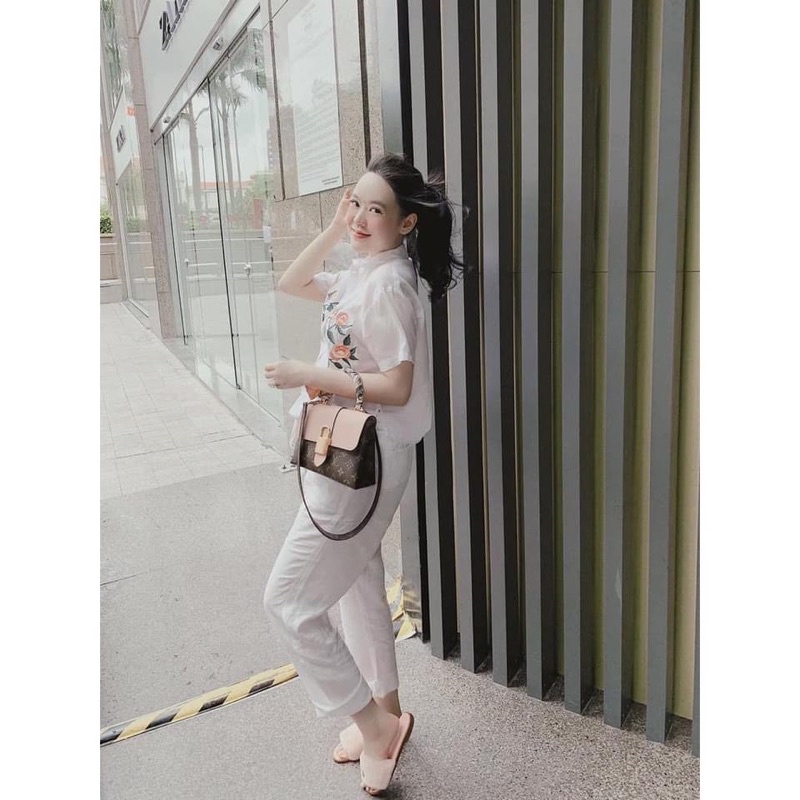 Túi xách ngọc trinh locky bb Super lót nhung  có hộp