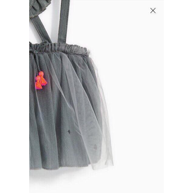 39. Yếm voan Zara bé gá