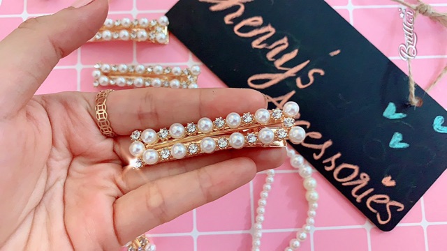 [New]Kẹp mỏ vịt đính hạt trai + hạt đá mạ vàng hottrend