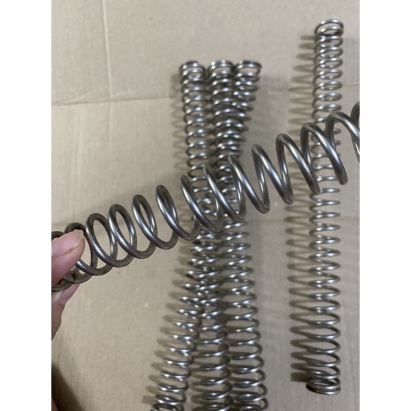 Phi25 lò xo nén  inox