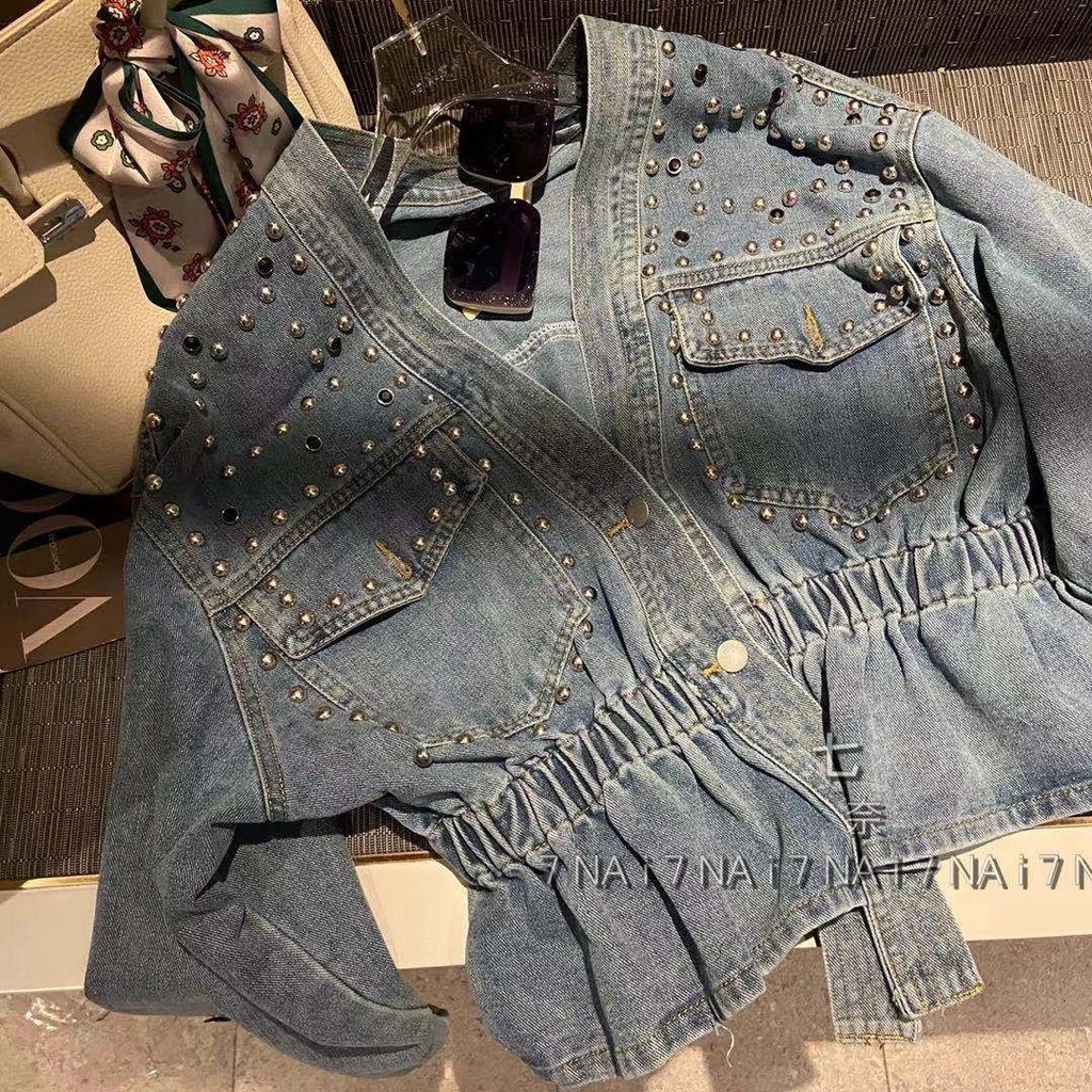 Áo Khoác Denim Đính Hạt Kim Cương Dáng Rộng Phong Cách Công Nghiệp Mùa Thu Cho Nữ