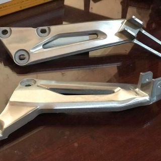 Gác chân sau super dream