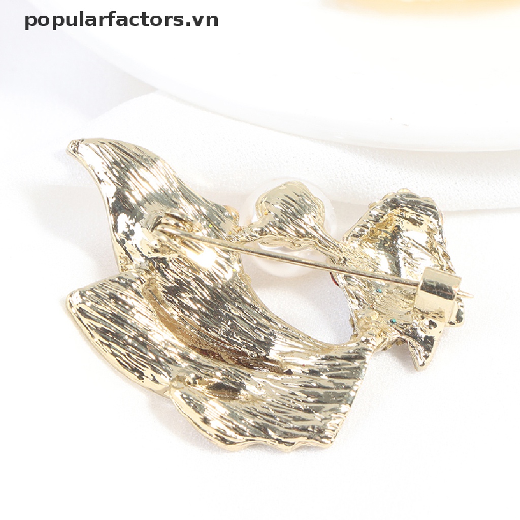 1 Huy Hiệu Cài Áo Hình Cá Vàng Đính Đá Thời Trang