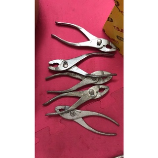 Hàng nhật bãi kìm cơ khí