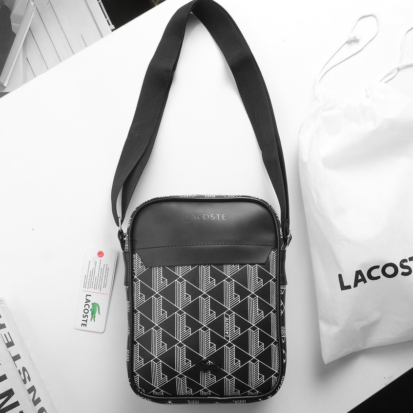 Túi đeo chéo chữ nhật unisex LACOSTE MONO CITY chất liệu 100% da simili, full tag kèm túi vải lịch sự B09