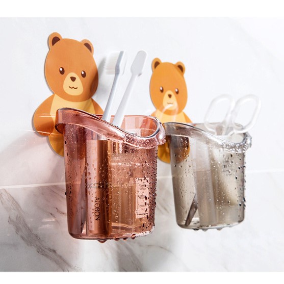 Cốc gấu dán dường cắm bàn chải dễ thương - Abby house