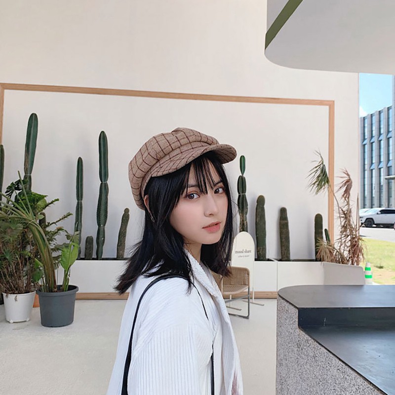 Nón beret họa tiết ca rô phong cách retro dễ phối đồ