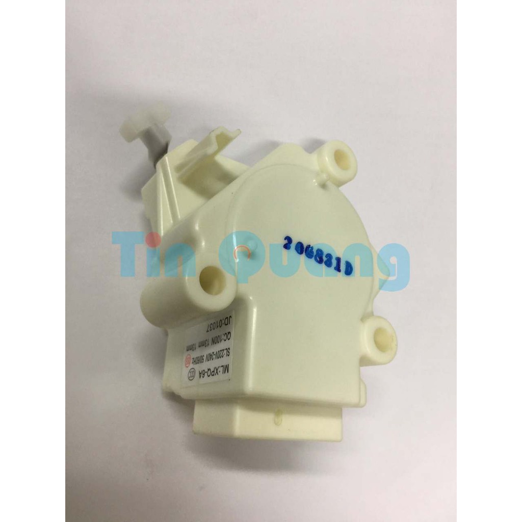 Van xả máy giặt LG màu trắng đời mới