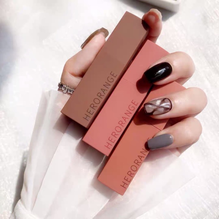Son môi Herorange kết cấu mờ dưỡng ẩm mềm mại kháng nước trang điểm lâu trôi mềm mịn như nhung chống thấm nước chốn
