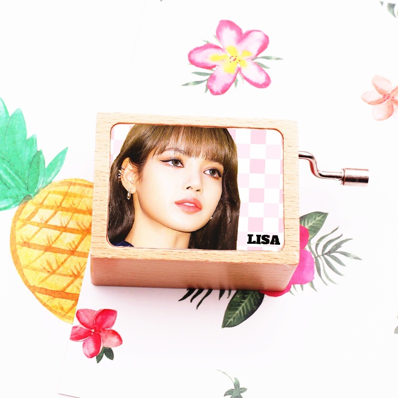 Hộp Nhạc Kpop BLACKPINK Lisa Beech